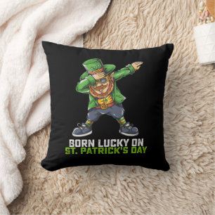 Coussin Né Chanceux Le Jour De La Saint-Patrick Dabbing An