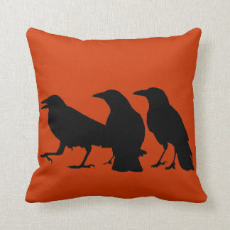 Coussin noir de corneilles