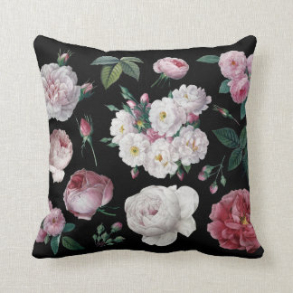 coussin noir de roses