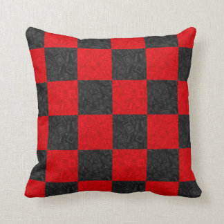 Coussin noir et rouge 16" de motif de damier x16 "