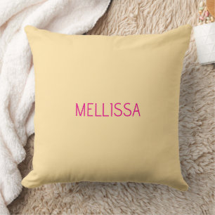 Coussin Nom personnalisé minimaliste crème