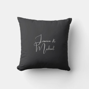 Coussin Noms de couple écriture main noir mat Mariage