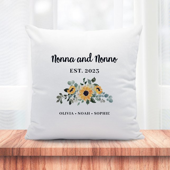 Coussin Nonna et Nonno | Tournesol et noms rustiques (An elegant, rustic keepsake pillow for your Nonna and Nonno)