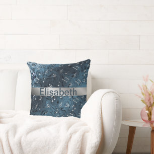 Coussin notes élégantes de musique argentée dans un oreill
