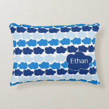 Coussin nuage pour garçon en bleu avec nom
