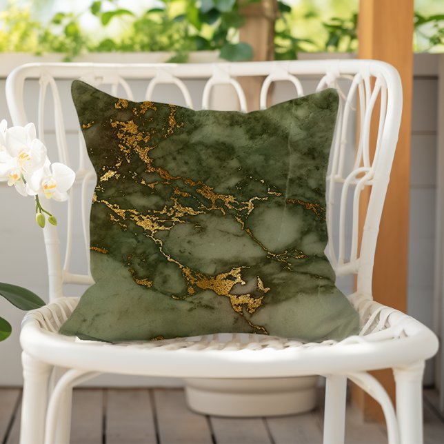 Coussin Olive Green et Gold Marble de luxe (Créateur téléchargé)