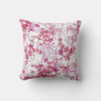 Coussin Orchidée : beauté rouge singulière.