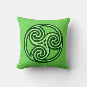 Coussin Ornement de Triskele celtique, chaux et vert foncé