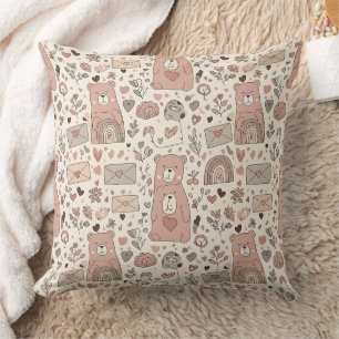 Coussin Ours en peluche pour nurserie boho avec arcs-en-ci