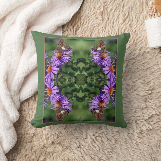 Coussin Papillon Lady Peint Sur Aster Flower Abstrait (Couverture)