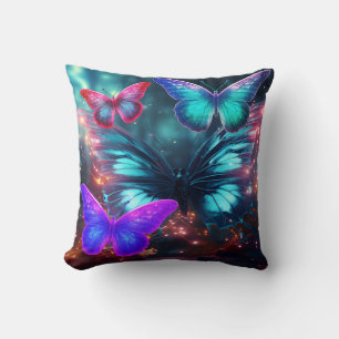 Coussin Papillons Bleus Roses Verts sur un Fauteuil de Sof