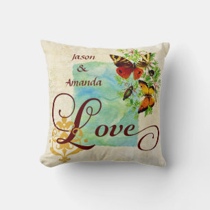 Coussin Papillons d'amour vintages et Damas avec nom