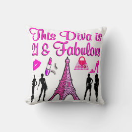 COUSSIN PARIS AMOUREUX, 21 ANS