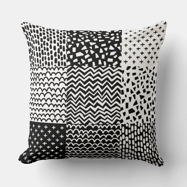 Coussin Patchwork Abstrait - Noir et Blanc (Recto)