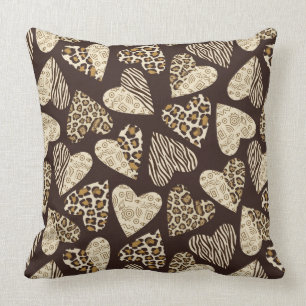 Coussin Peau d'animal avec des coeurs