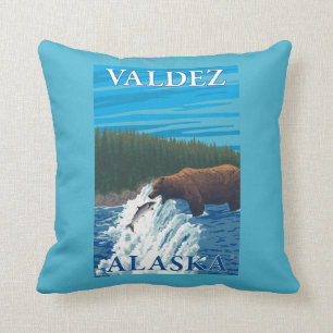 Coussin Pêche d'ours en rivière - Valdez, Alaska