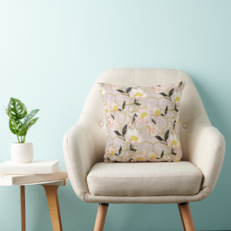 Coussin Peonies roses et blanches sur Arrière - plan léger