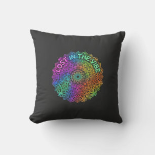 Coussin Perdu dans la Mandala Graphique Néon Arc-en-Ciel V