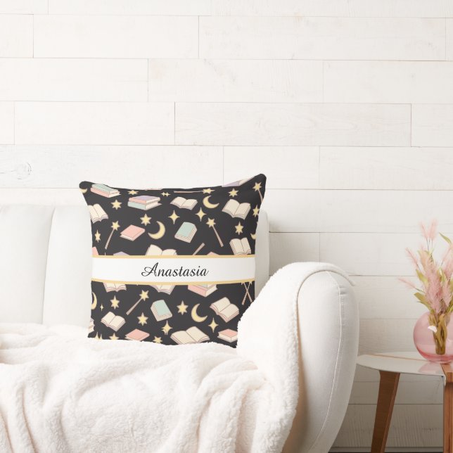 Coussin Personalized Bookish Girl Wizard Magic Name Dark (Canapé)