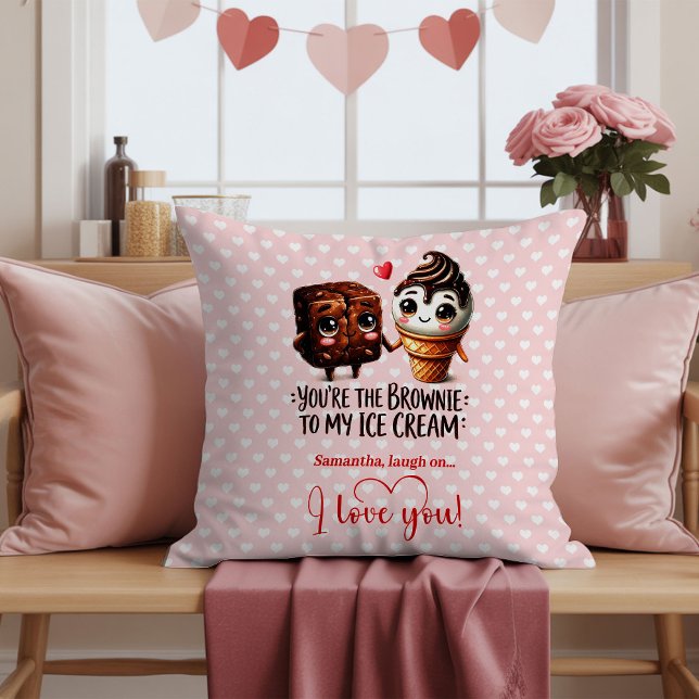 Coussin Personalized Cute Food Valentine Throw Pillow (Personalized Cute Food Valentine Throw Pillow)
