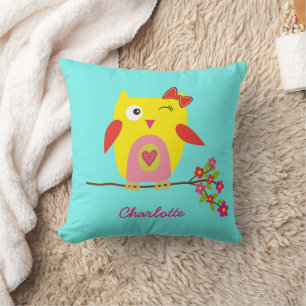 Coussin Petite chouette personnalisée Fleurs roses