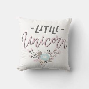 Coussin Petite Unicorne rose et gris à la main Lettrée Flo