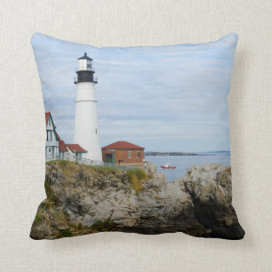 Coussin Phare de Portland Headlight sur la côte rocheuse