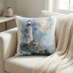 Coussin Phare éclairé par la lune sur une côte rocheuse