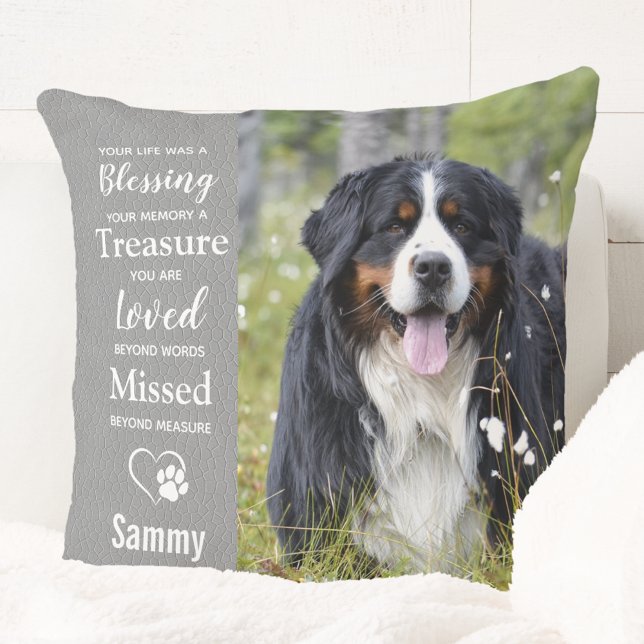 Coussin Photo de chien personnalisé du cadeau souvenir du  (Créateur téléchargé)