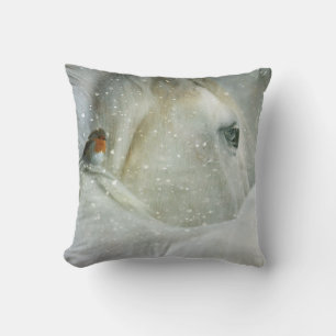Coussin Photo de White Horse and Bird en hiver