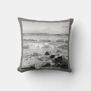 Coussin Photo en noir et blanc des vagues de l'océan Atlan