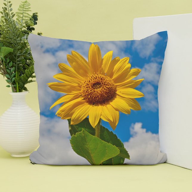Coussin Photo florale de grande tournesol vert et jaune (Créateur téléchargé)