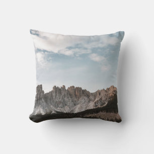 COUSSIN PHOTOGRAPHIE DU PAYSAGE DE MONTAGNE GRISE ET BROWN