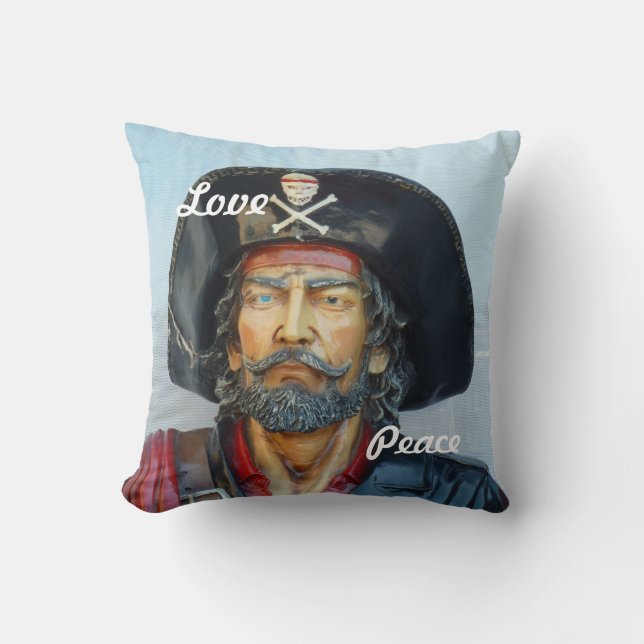 Coussin Pirate vintage unique (Recto)