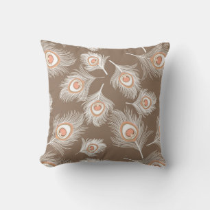 Coussin Plumes de paon blanches et de poches sur Taupe Tan
