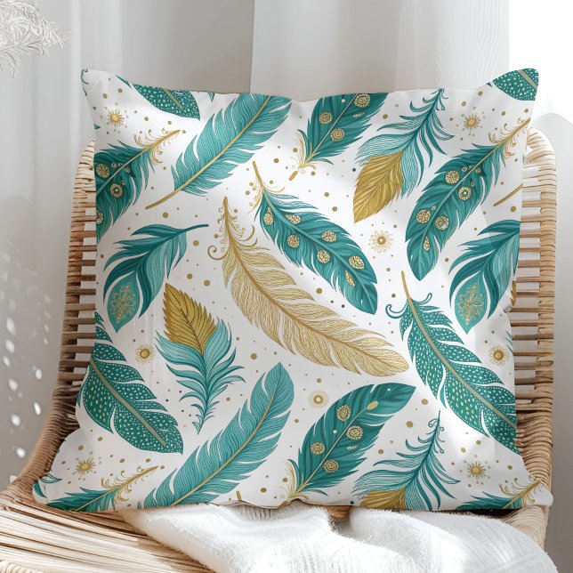 Coussin Plumes sarcelle et or Boho (Boho Teal and Gold Feathers Throw Pillow on a sunny boho rattan chair.)
