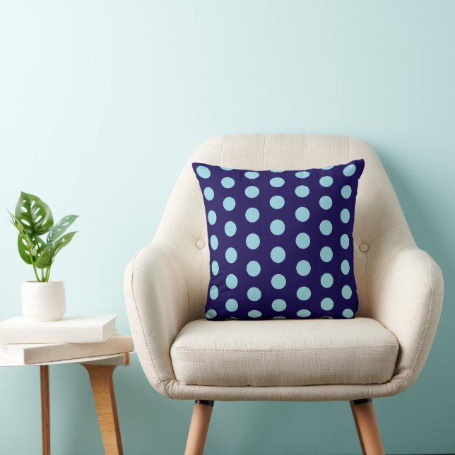 Coussin Pois en bleu clair gras sur bleu marine (Chaise)