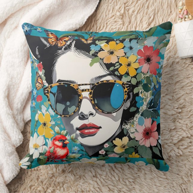Coussin Pop Art Face avec Fleurs, Oiseaux et Papillons (Couverture)