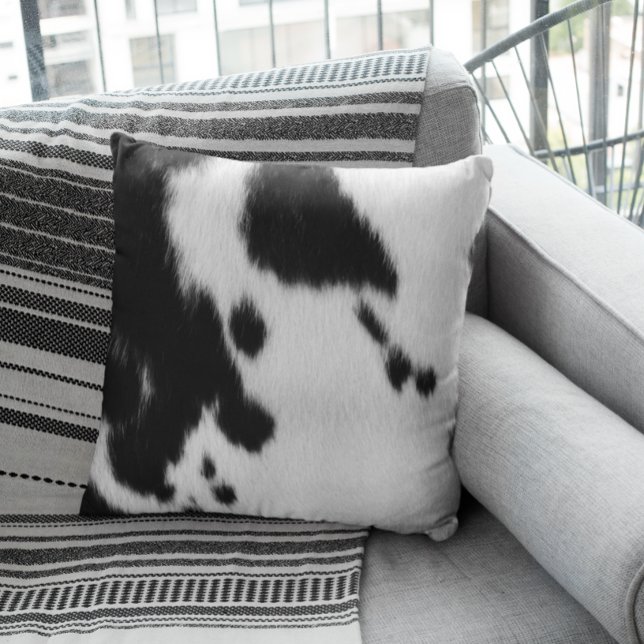 Coussin Ports de fourrure de vache blanche noire Peau réal (Créateur téléchargé)