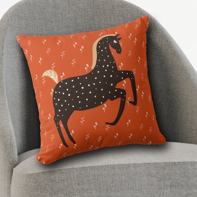 Coussin Prancing Nordic Pony sur le Motif rouge (Créateur téléchargé)