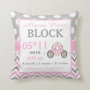 Coussin Princesse rose grise Carriage Baby Announcement