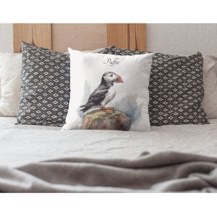 Coussin Puffin sur une aquarelle rocheuse, personnalisé