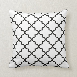 Coussin Quatrefoil marocain moderne blanc et noir