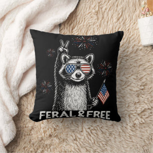 Coussin Raccoon Peace Out America 4 juillet
