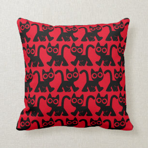 Coussin rampant mignon de chat de bande dessinée