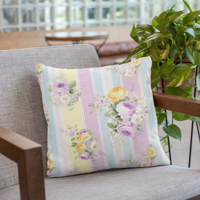 Coussin Rayé de Fleur de Lavande (Créateur téléchargé)