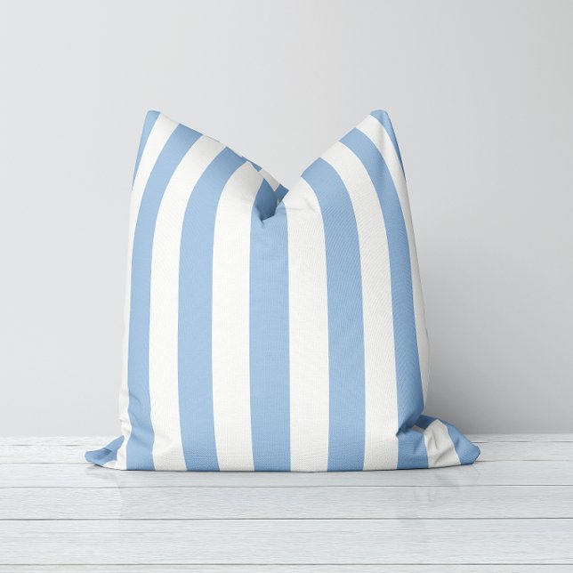 Coussin Rayures Intemporelles Bleu Clair (Créateur téléchargé)