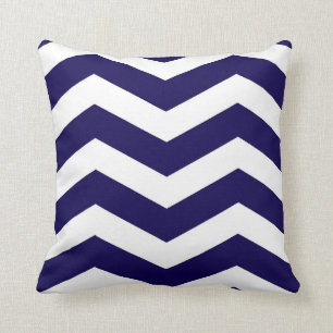 Coussin Rayures modernes de Chevron dans le bleu et le