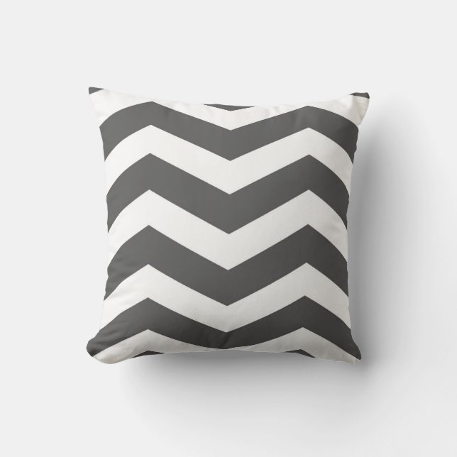 Coussin Rayures modernes de Chevron dans le gris et le (Recto)