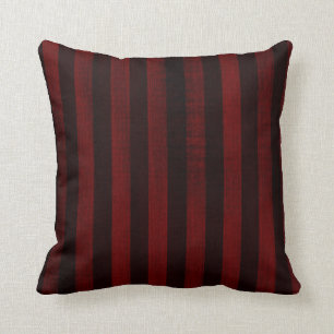 Coussin rayures rouges et noires à la mode